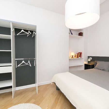 Spacious Apartment In Old Town P4You Pl Krakow Exterior photo